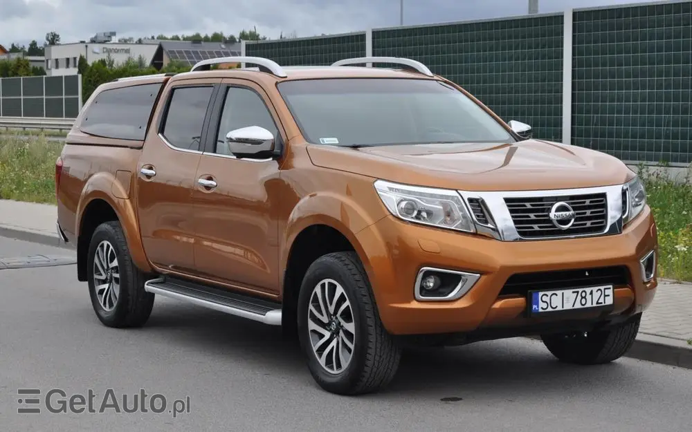NISSAN Navara 