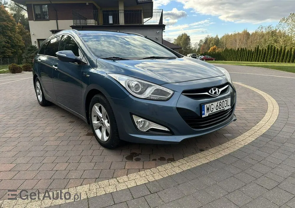 HYUNDAI I40 