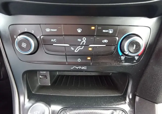 FORD Focus 1.5 EcoBlue Active Business