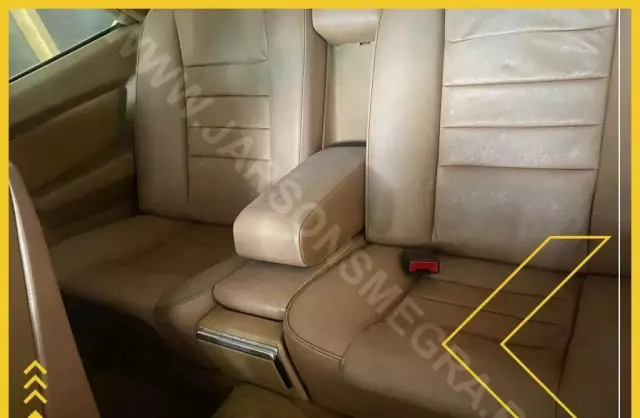 MERCEDES-BENZ  380 SEC 