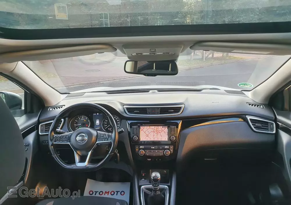 NISSAN Qashqai 1.3 DIG-T N-Connecta
