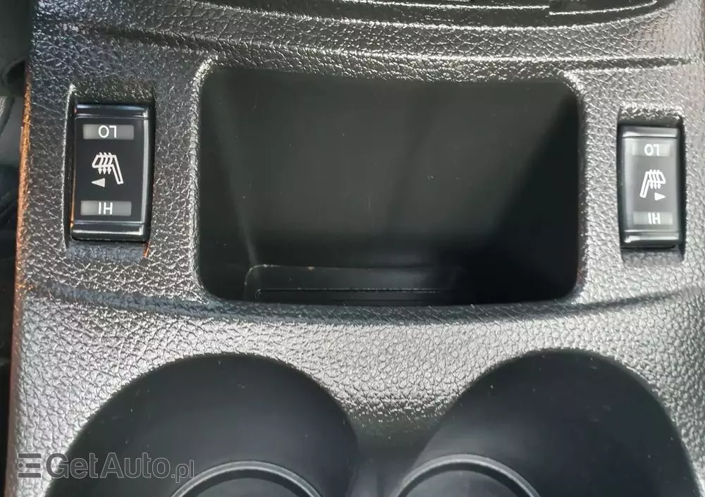 NISSAN Qashqai 1.3 DIG-T N-Connecta