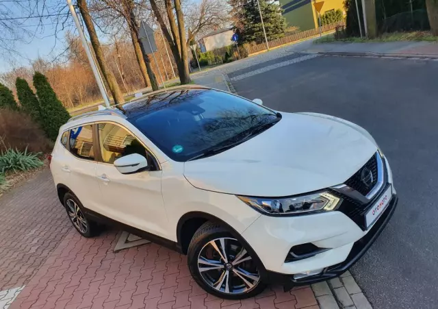 NISSAN Qashqai 1.3 DIG-T N-Connecta