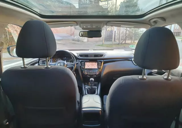NISSAN Qashqai 1.3 DIG-T N-Connecta