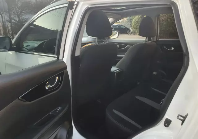 NISSAN Qashqai 1.3 DIG-T N-Connecta