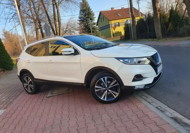 NISSAN Qashqai 1.3 DIG-T N-Connecta