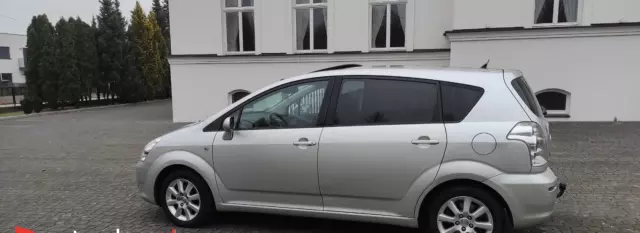 TOYOTA Corolla Verso 