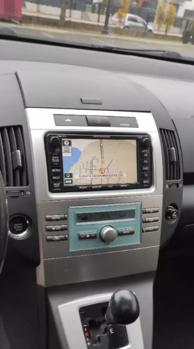 TOYOTA Corolla Verso 