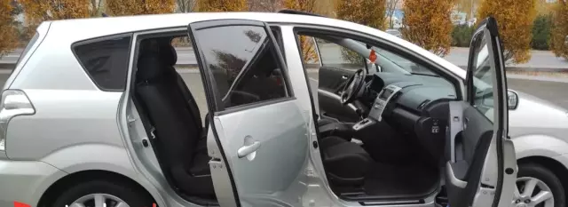 TOYOTA Corolla Verso 