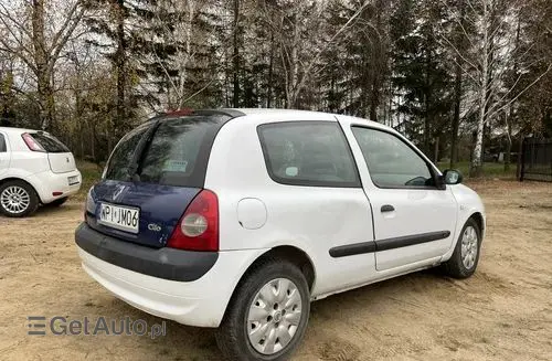 RENAULT Clio 