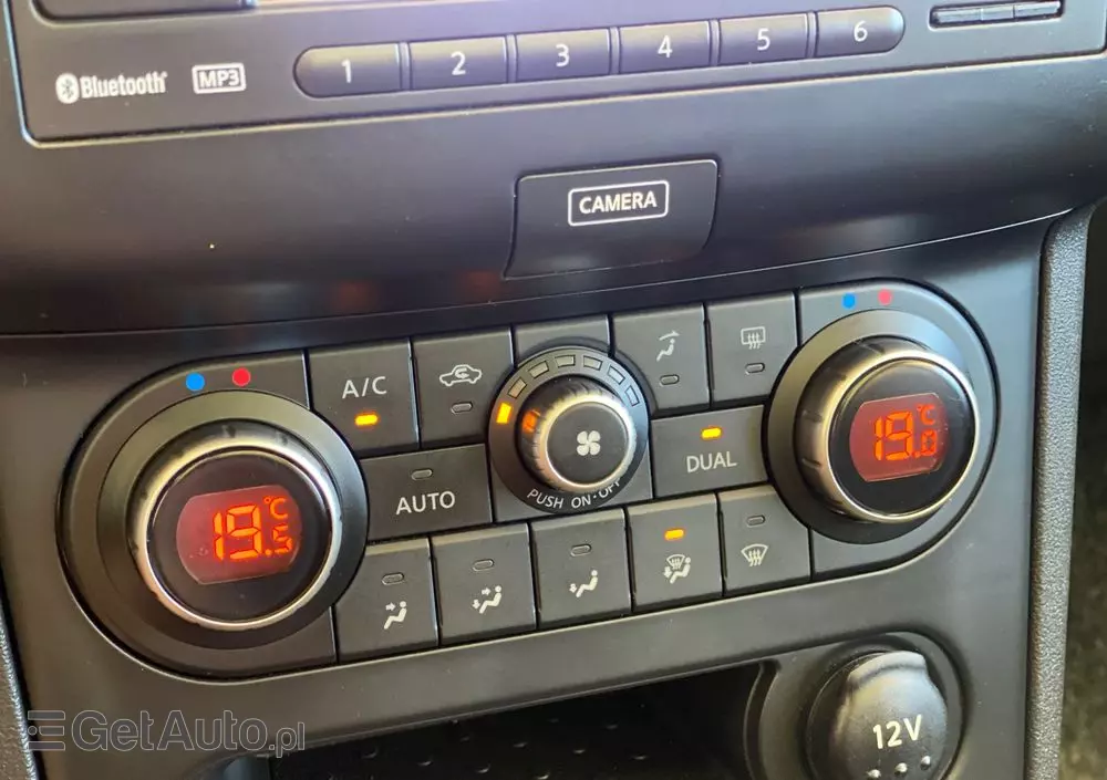 NISSAN Qashqai 1.6 Tekna