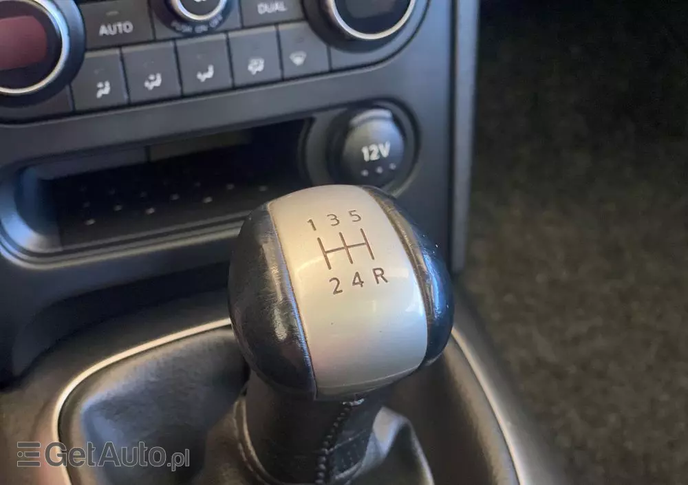 NISSAN Qashqai 1.6 Tekna