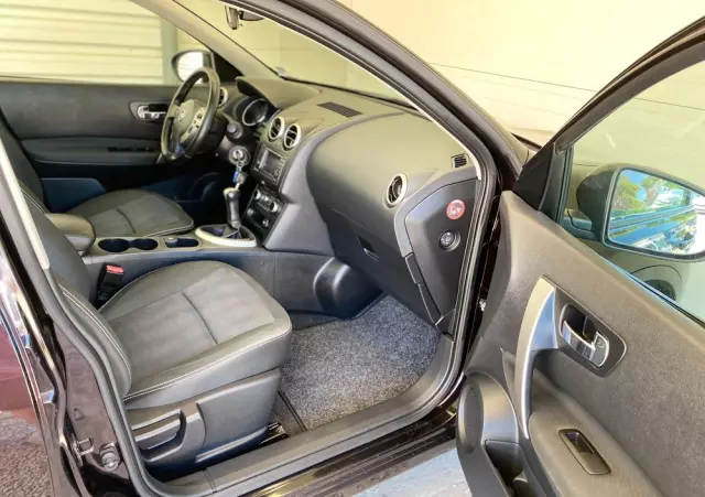 NISSAN Qashqai 1.6 Tekna