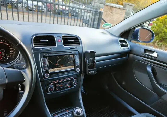 VOLKSWAGEN Golf VI 2.0 TDI Comfortline