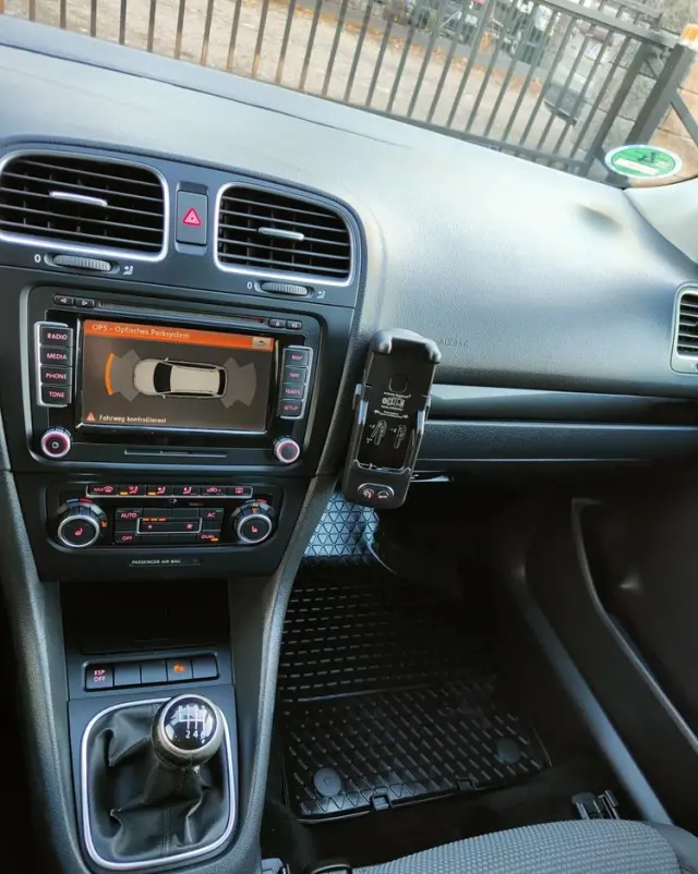 VOLKSWAGEN Golf VI 2.0 TDI Comfortline