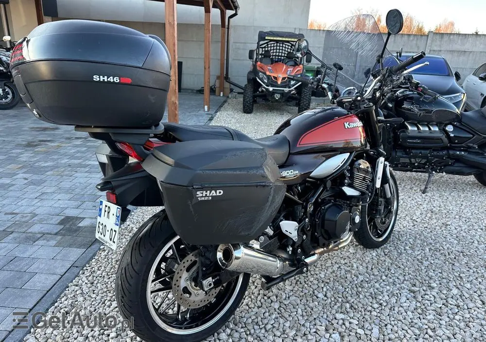 KAWASAKI Z 900 RS 