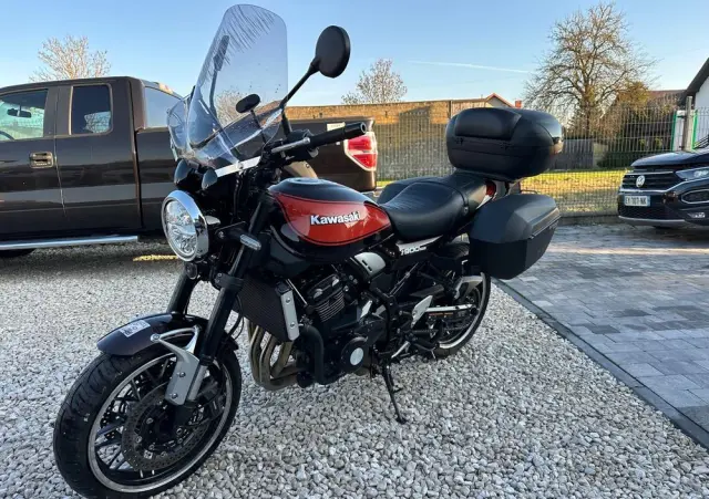KAWASAKI Z 900 RS 