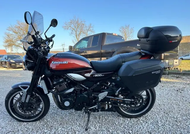 KAWASAKI Z 900 RS 