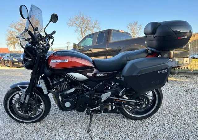 KAWASAKI Z 900 RS 