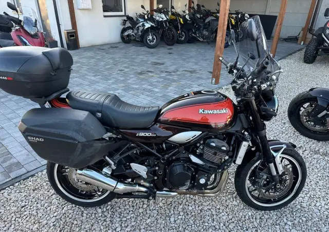 KAWASAKI Z 900 RS 