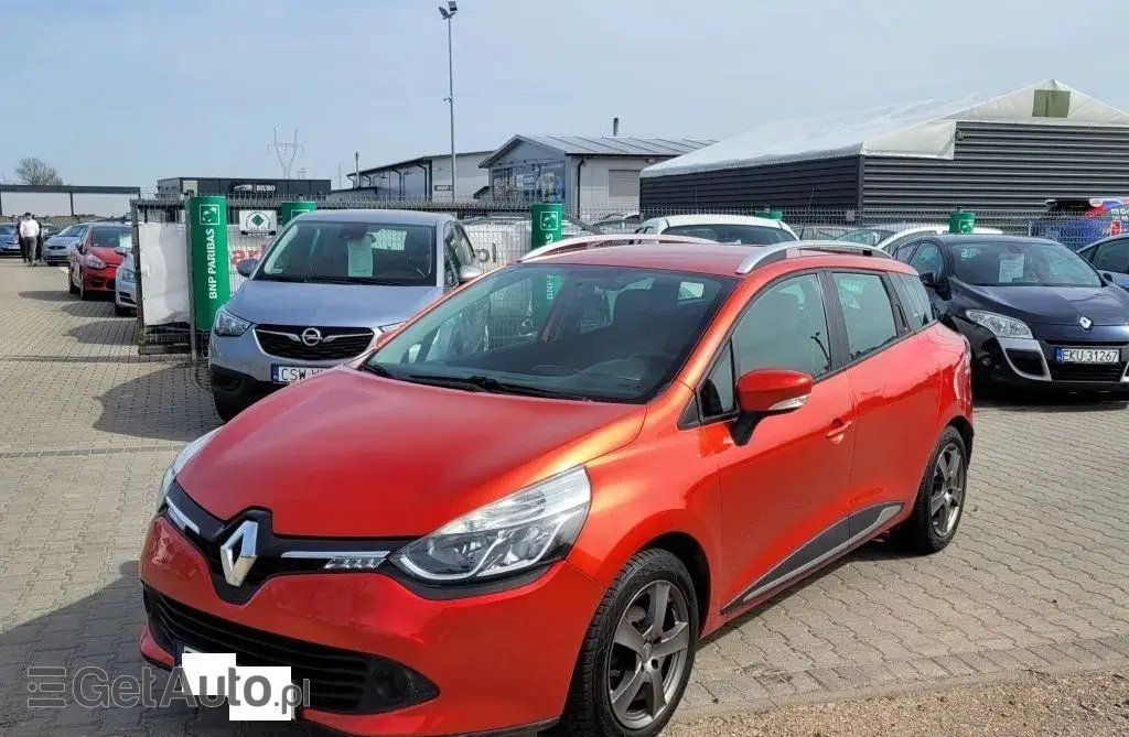 RENAULT Clio 
