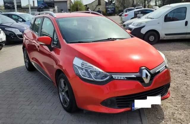 RENAULT Clio 