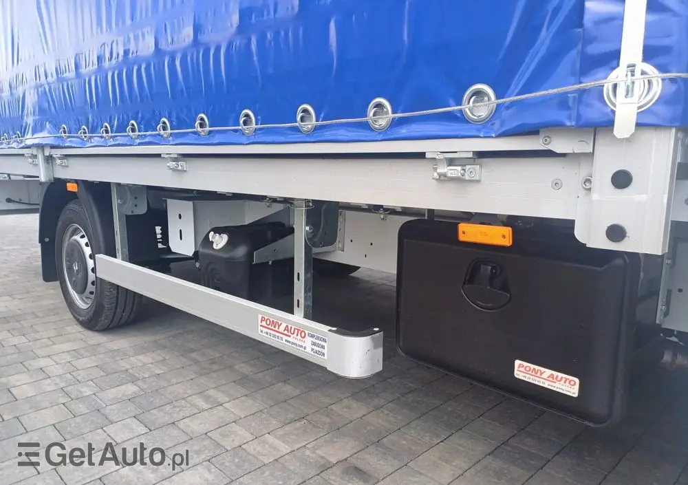 RENAULT Master 10 palet na poduszkach 