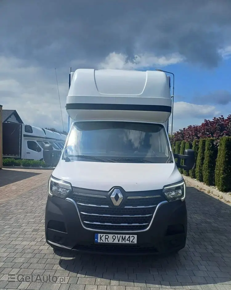RENAULT Master 10 palet na poduszkach 
