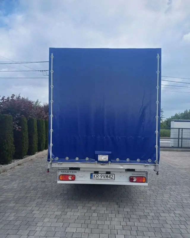 RENAULT Master 10 palet na poduszkach 