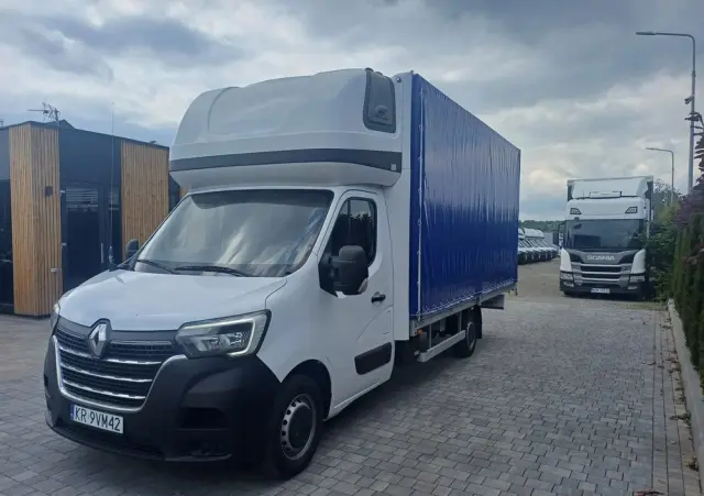 RENAULT Master 10 palet na poduszkach 