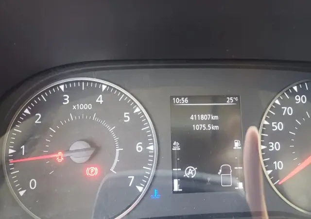 RENAULT Master 10 palet na poduszkach 