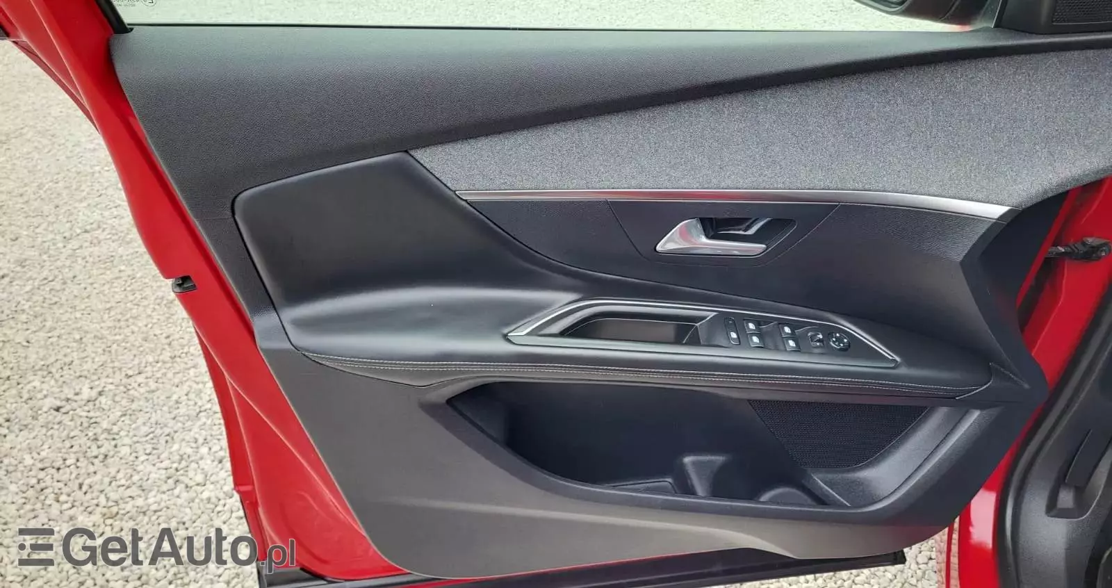 PEUGEOT 3008 1.2 PureTech Active S&S EAT6