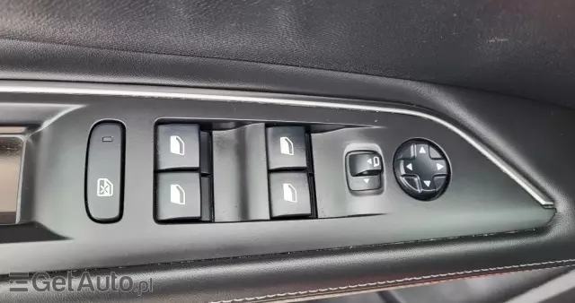 PEUGEOT 3008 1.2 PureTech Active S&S EAT6