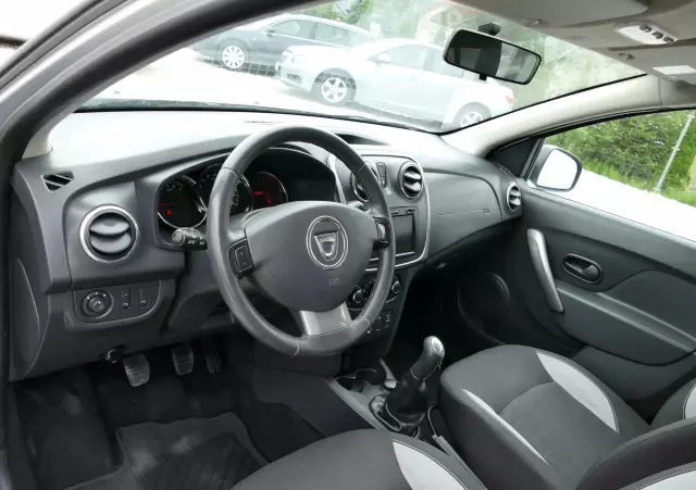 DACIA Sandero Stepway TCe 90 Prestige