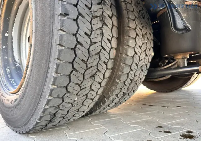 MAN MAN TGM 15.250 4X2 / KONTENER - 16X PALETA / WINDA / OPONY 80% / STAN IDEALNY 