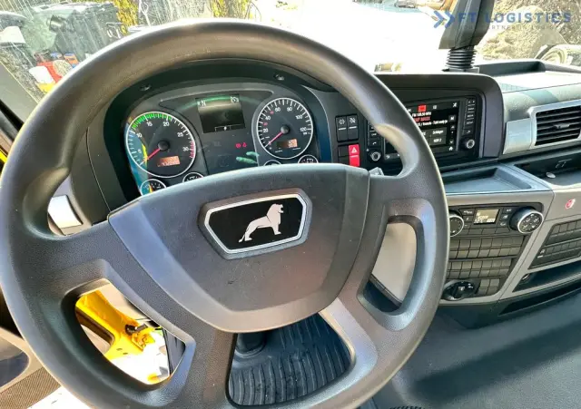 MAN MAN TGM 15.250 4X2 / KONTENER - 16X PALETA / WINDA / OPONY 80% / STAN IDEALNY 