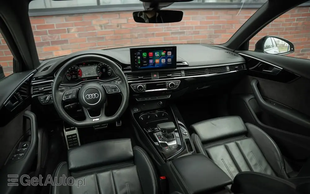 AUDI A4 Avant 35 TFSI S tronic S line