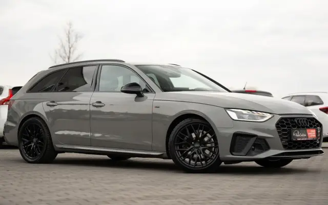 AUDI A4 Avant 35 TFSI S tronic S line