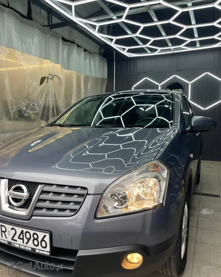 NISSAN Qashqai 2.0 acenta