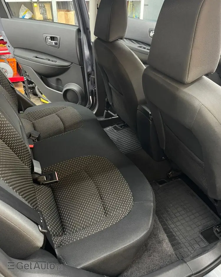 NISSAN Qashqai 2.0 acenta