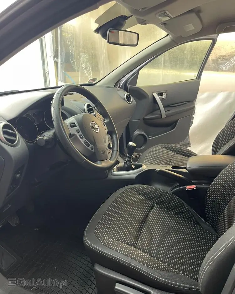 NISSAN Qashqai 2.0 acenta