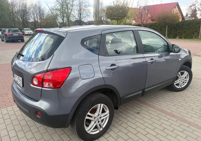 NISSAN Qashqai 2.0 acenta