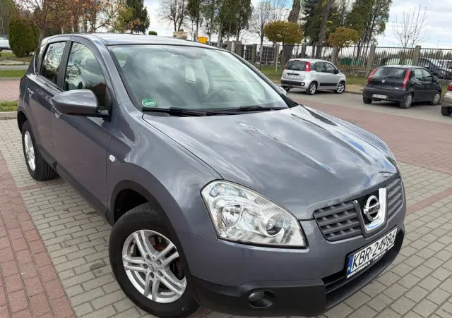 NISSAN Qashqai 2.0 acenta