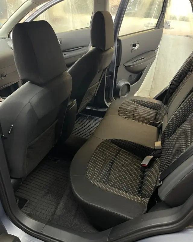 NISSAN Qashqai 2.0 acenta