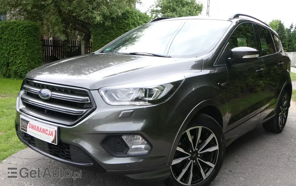 FORD Kuga 1.5 EcoBoost 2x4 ST-Line