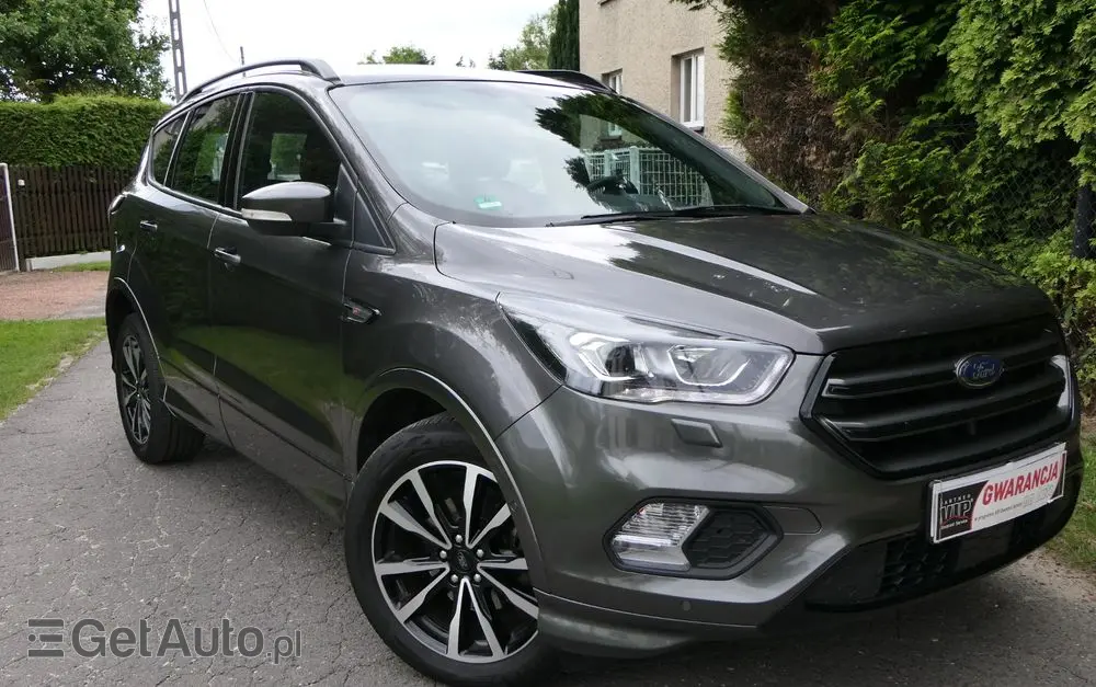 FORD Kuga 1.5 EcoBoost 2x4 ST-Line