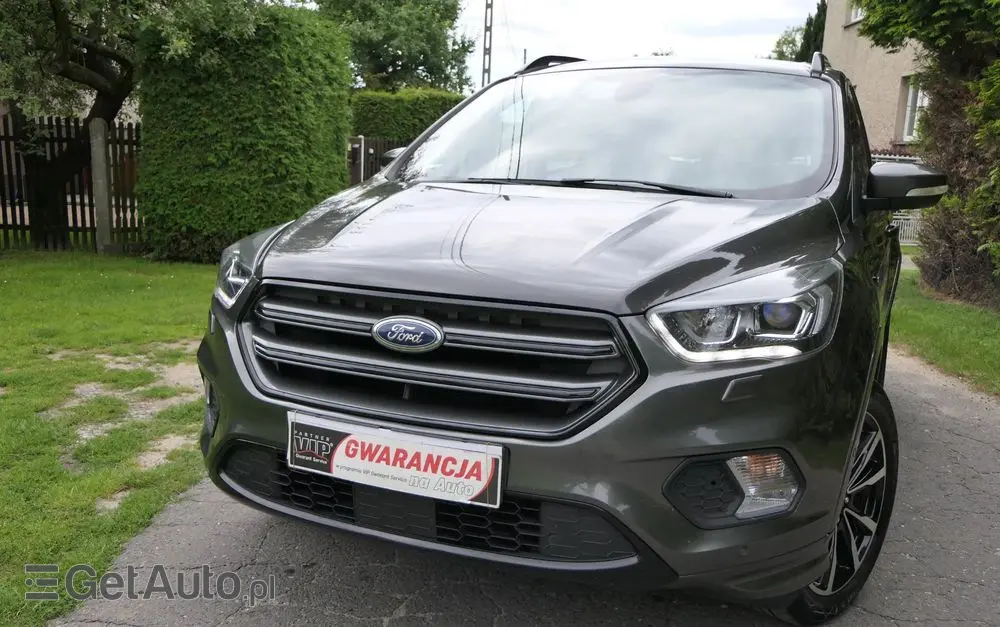 FORD Kuga 1.5 EcoBoost 2x4 ST-Line