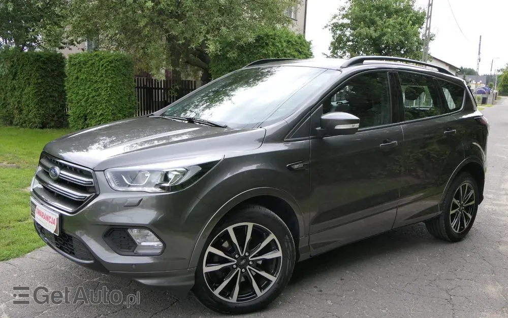 FORD Kuga 1.5 EcoBoost 2x4 ST-Line