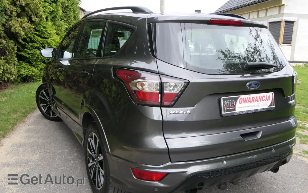 FORD Kuga 1.5 EcoBoost 2x4 ST-Line