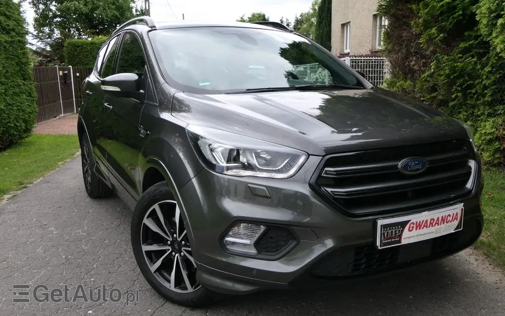 FORD Kuga 1.5 EcoBoost 2x4 ST-Line